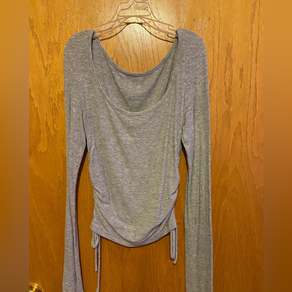 Grey skin tight drawstring at the sides long sleeve shirt